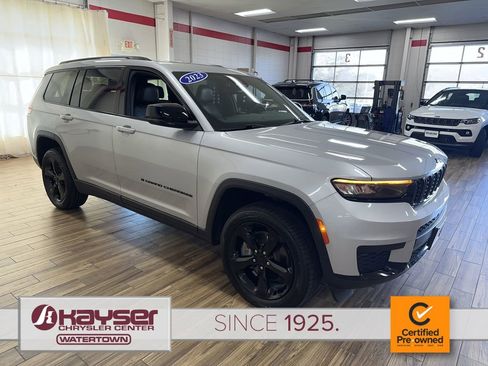 Certified 2023 Jeep Grand Cherokee L Laredo AWD/4WD image 6