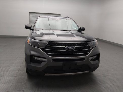 Used 2021 Ford Explorer XLT w/ Equipment Group 202A image 14