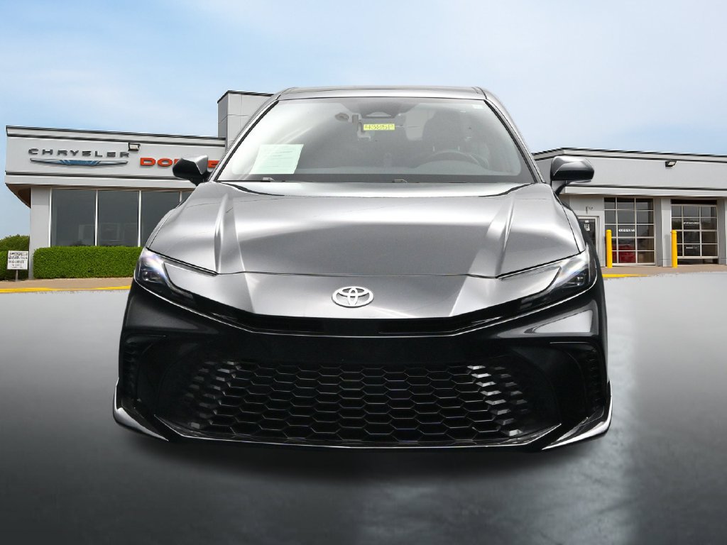 Used 2026 Toyota Camry XSE FWD image 8