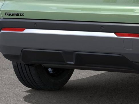 New 2026 Chevrolet Equinox LT image 14