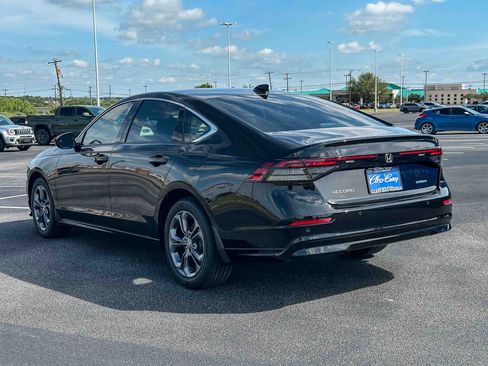 New 2026 Honda Accord EX-L image 8