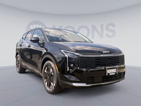 New 2026 Kia Sportage LX FWD image 18
