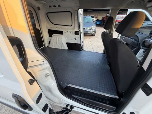 Used 2019 RAM ProMaster City Tradesman image 17