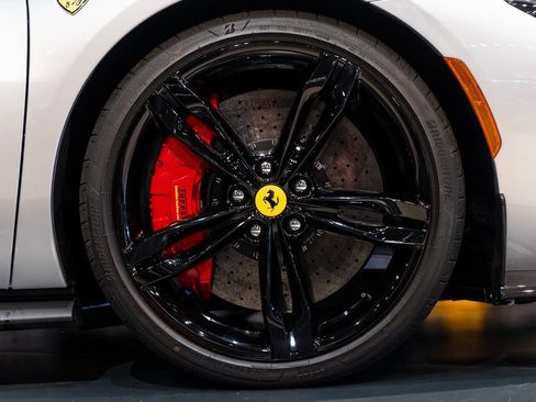 Used 2023 Ferrari 296 GTS image 22