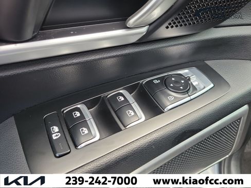 Certified 2024 Kia Telluride LX FWD image 20