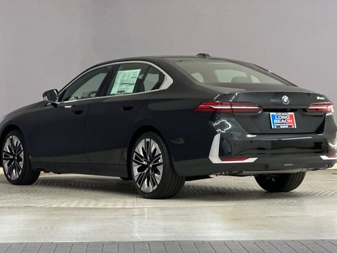 New 2026 BMW 530i image 3