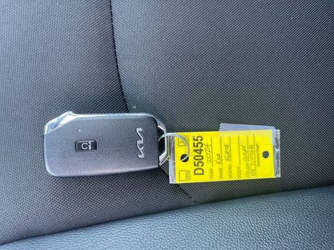 Used 2024 Kia Forte GT-Line w/ GT-Line Premium Package FWD image 33