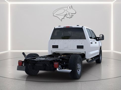 New 2026 Ford F350 XL w/ XL Chrome Package AWD/4WD image 6