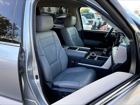 Used 2023 Toyota Tundra Limited AWD/4WD image 13