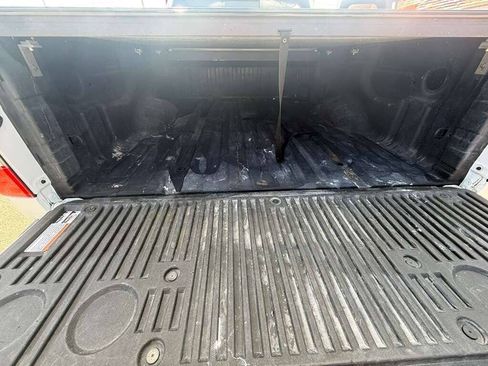 Used 2022 Nissan Titan 2WD King Cab image 14
