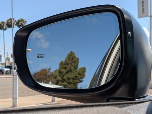 Used 2025 Subaru Crosstrek 2.5i Sport w/ Crosstrek Mirror Package AWD/4WD image 24