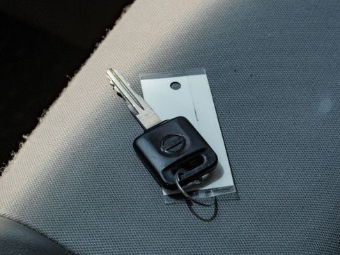 Used 2013 Nissan NV 2500 S w/ Side Curtain Airbag Pkg image 46