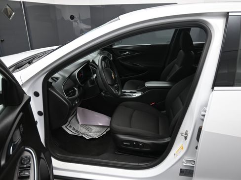 Used 2022 Chevrolet Malibu LT image 26