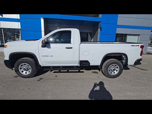 Used 2025 Chevrolet Silverado 2500 W/T w/ WT Convenience Package image 5