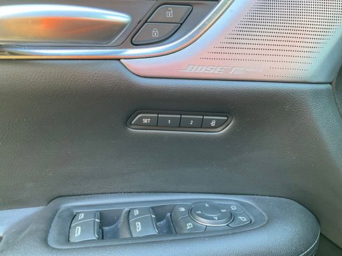 Certified 2023 Cadillac XT5 Premium Luxury image 15