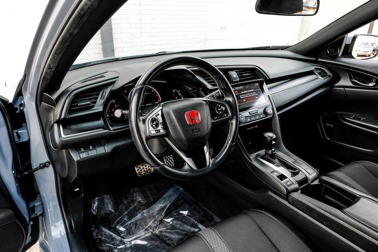 Used 2020 Honda Civic Sport image 3