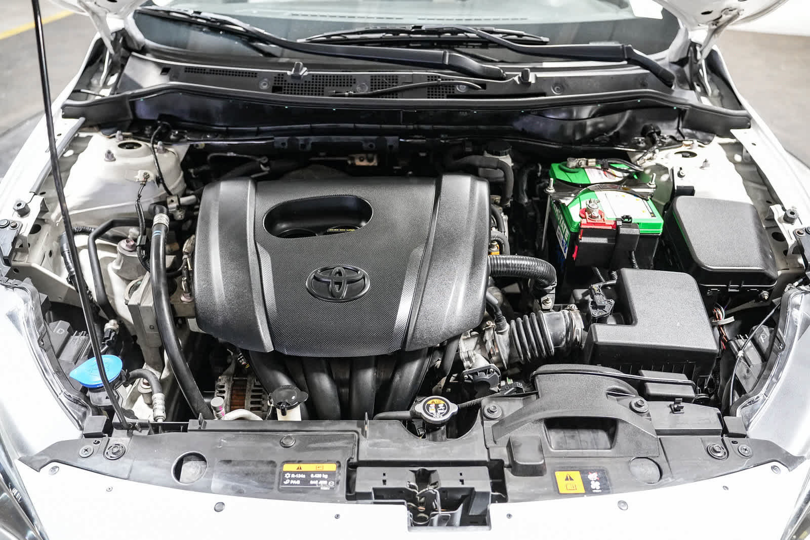 Certified 2019 Toyota Yaris L FWD image 27