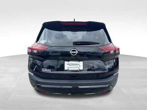 Used 2023 Nissan Rogue SV w/ SV Premium B Package AWD/4WD image 4