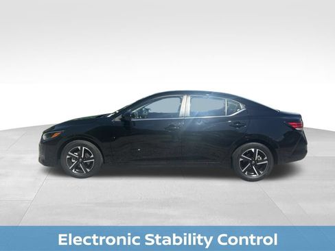 Used 2025 Nissan Sentra SV FWD image 10