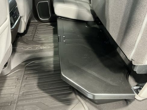 Used 2026 GMC Sierra 1500 SLT w/ SLT Premium Package image 25