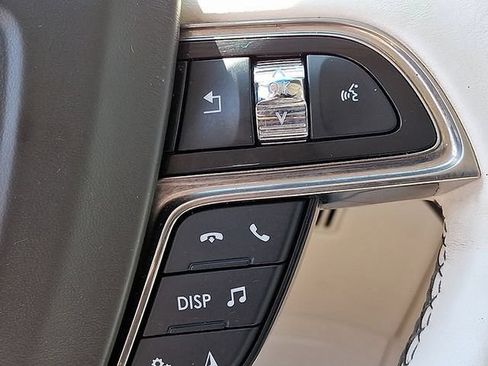 Used 2019 Lincoln Nautilus Black Label AWD/4WD image 14