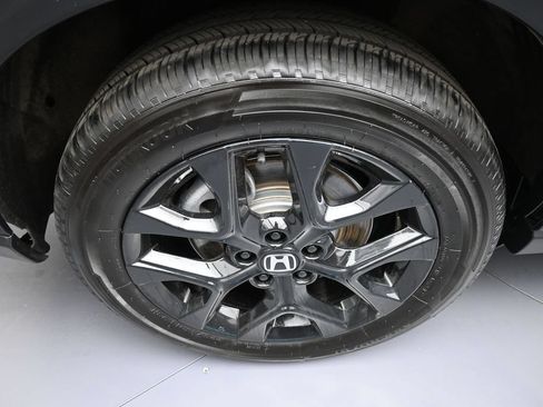 Certified 2025 Honda HR-V Sport image 12