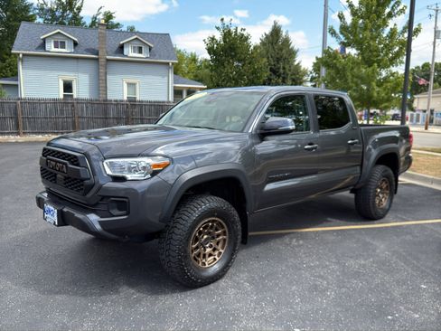Used 2023 Toyota Tacoma 4x4 Double Cab w/ Trail Edition image 37