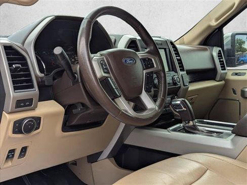 Used 2019 Ford F150 Lariat AWD/4WD image 9