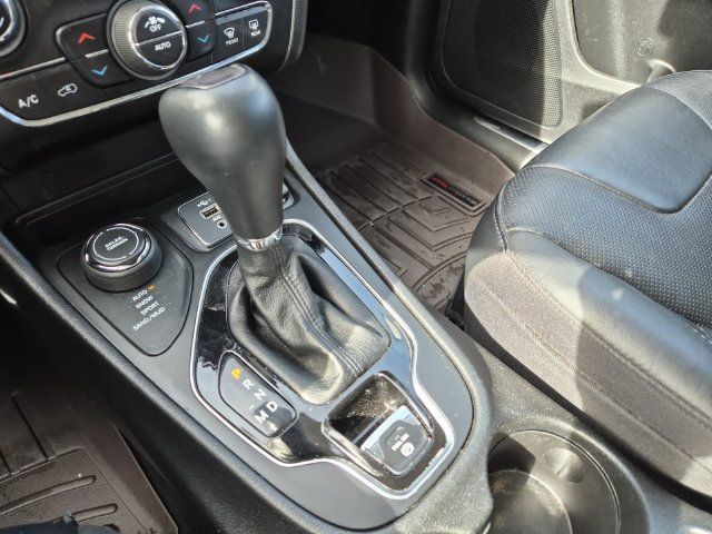 Used 2021 Jeep Cherokee Limited AWD/4WD image 18