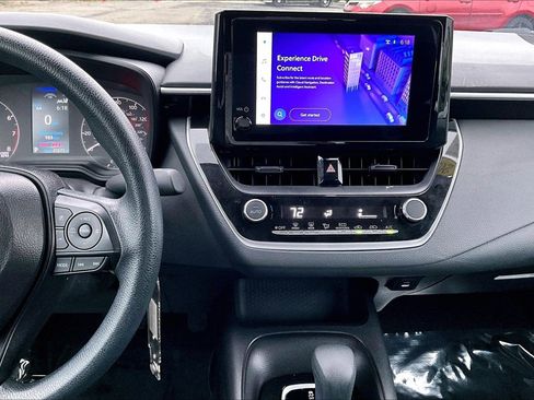 Used 2025 Toyota Corolla LE FWD image 6