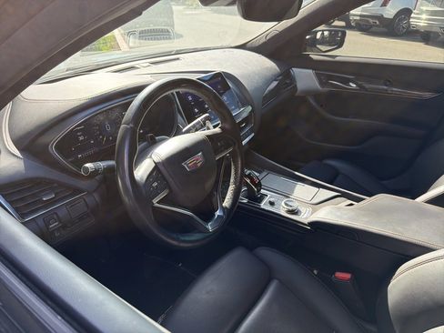 Used 2023 Cadillac CT5 V w/ Super Cruise 2 Package image 4
