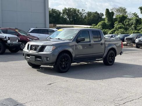 Used 2019 Nissan Frontier SV w/ Value Truck Package AWD/4WD image 7
