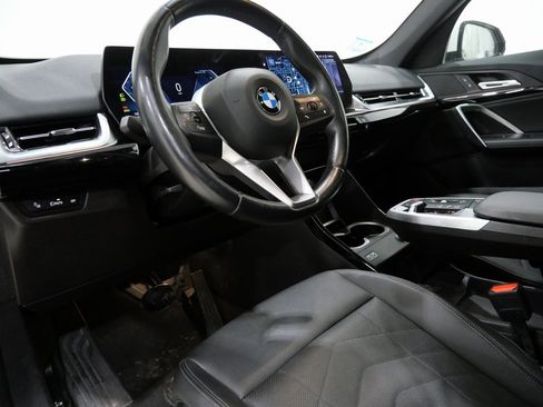Used 2023 BMW X1 xDrive28i image 11