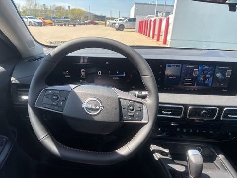 New 2026 Nissan Sentra SR FWD image 12
