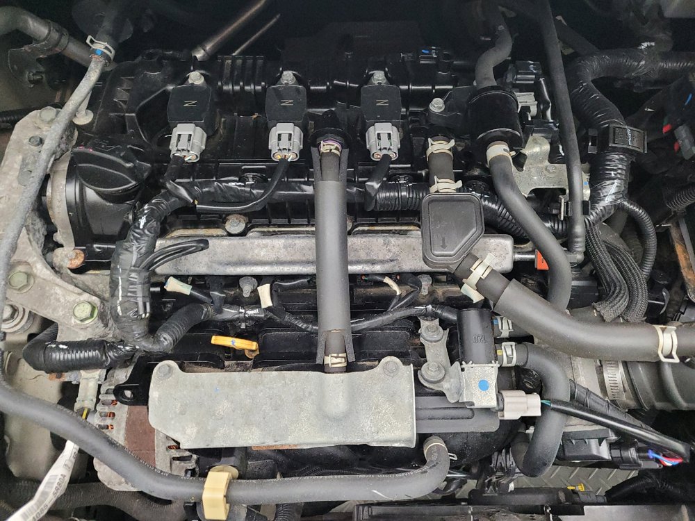 Used 2021 Nissan Versa SV FWD image 30