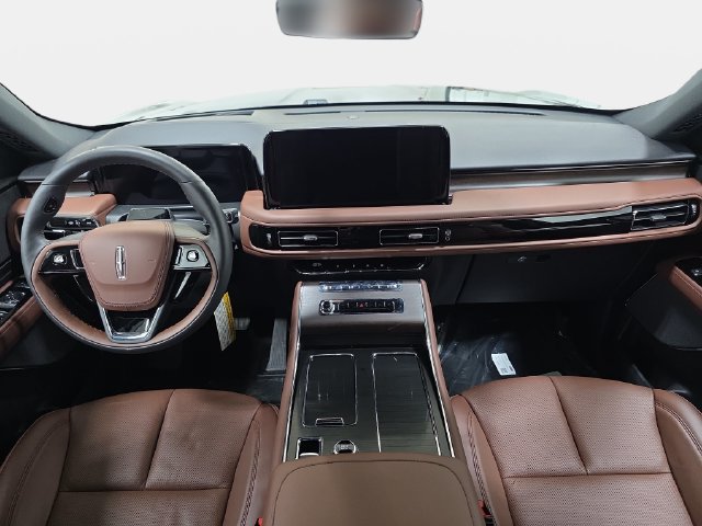 New 2027 Lincoln Aviator Reserve w/ Jet Appearance Package AWD/4WD image 9