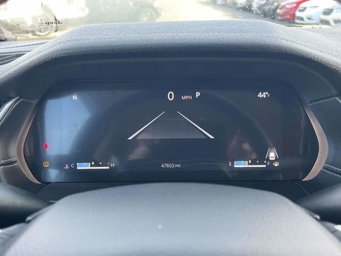 Used 2022 Jeep Grand Cherokee Limited w/ MOPAR Finishing Package image 34