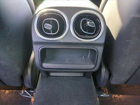 Used 2023 Mercedes-Benz C 300 Sedan image 17
