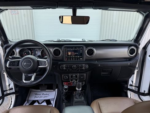 Used 2020 Jeep Gladiator Rubicon w/ Dual Top Group image 23
