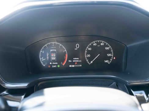 Used 2025 Honda CR-V EX-L image 16