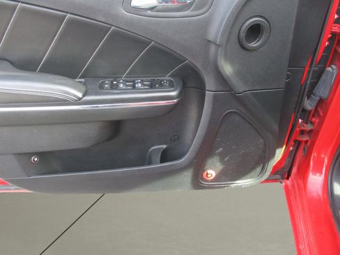 Used 2014 Dodge Charger R/T image 26