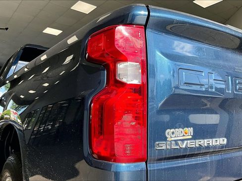 Used 2019 Chevrolet Silverado 1500 LT w/ All-Star Edition AWD/4WD image 21