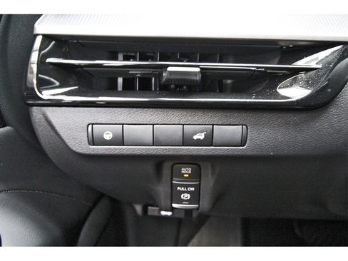 Used 2026 Nissan Murano SV image 17