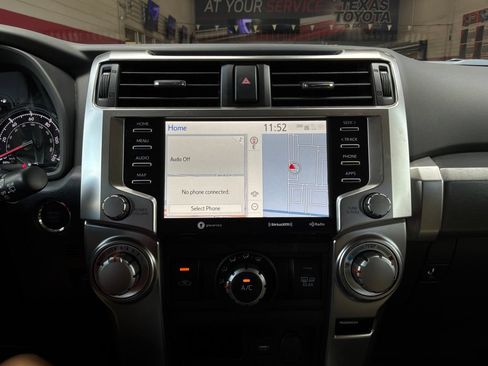 Used 2024 Toyota 4Runner SR5 Premium w/ Moonroof Package AWD/4WD image 29