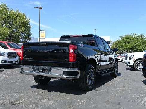 Used 2024 Chevrolet Silverado 1500 LT AWD/4WD image 5