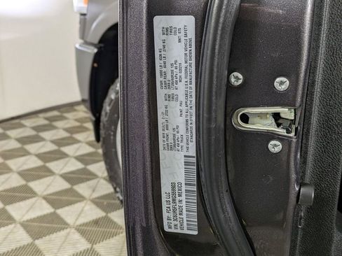 Used 2021 RAM 2500 Laramie image 32