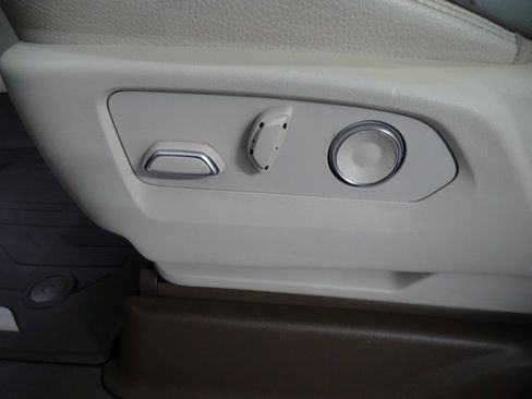 Certified 2025 GMC Yukon Denali w/ Denali Reserve Package image 3