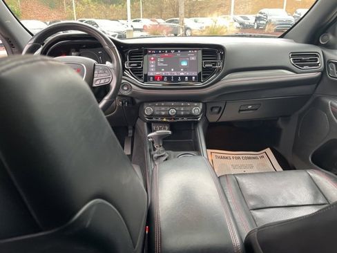 Used 2023 Dodge Durango GT image 17