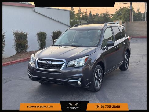 Used 2017 Subaru Forester 2.5i Limited AWD/4WD image 1