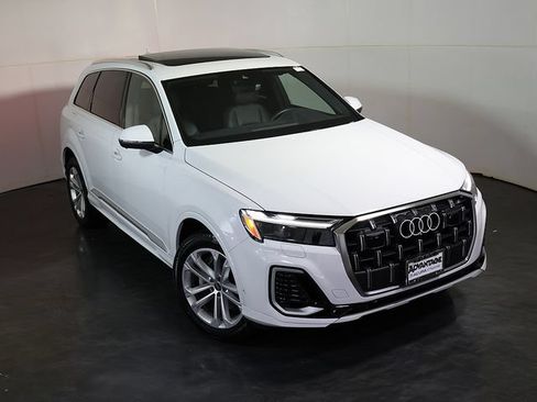 Used 2025 Audi Q7 3.0T Premium Plus w/ Premium Plus Package AWD/4WD image 7